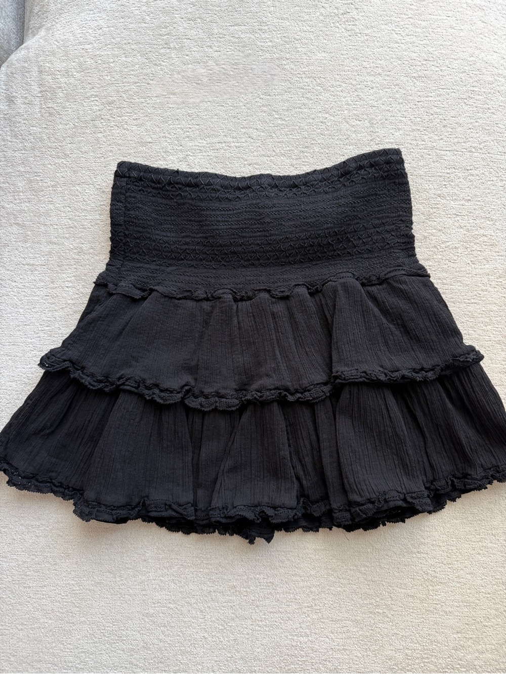 Aritzia Paloma Black Tiered Mini Skirt
